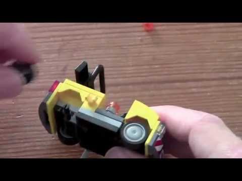 Unbox & Build Lego Airport VIP Service 60102