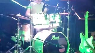 Fantom Slobode, Hard Place, Zagreb: E pa što (Drum Solo)