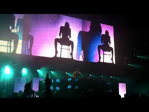 Tiesto "Pressure-Nadia Ali, Starkillers & Alex Kenji(Alesso Remix)" Electric Zoo 2011 Day 1