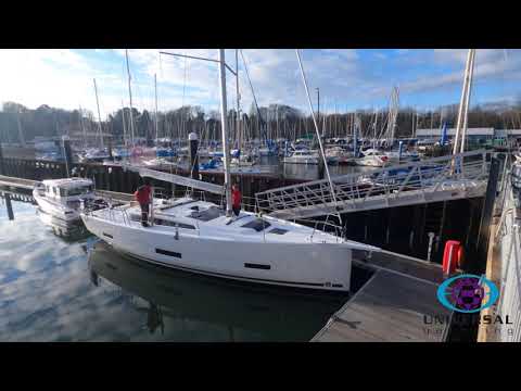 Stepping a Mast on a Dufour 390