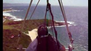 preview picture of video 'Hang Gliding at Hill 60 - Coastal Soaring'