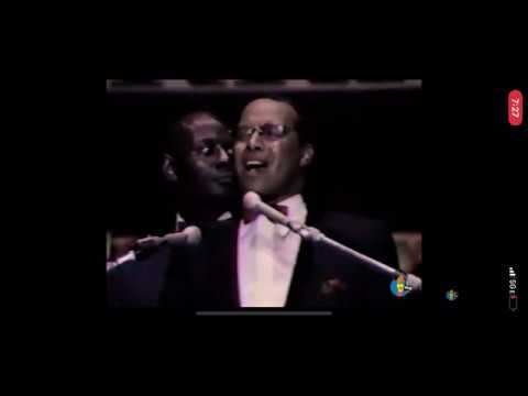 Adhan: Minister Louis Farrakhan singing best Azan ever