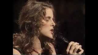 Breathe (Live) - Maria McKee