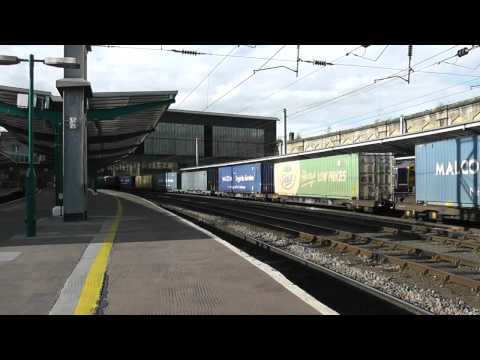 A very unhealthy sounding DRS 66428 @ Carlisle working 4M16 Grangemouth-Daventry 7/10/12