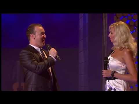 Gwawr Edwards a Huw Euron - Rhywle