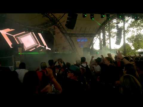 Way Out West live at Glastonbury 2015