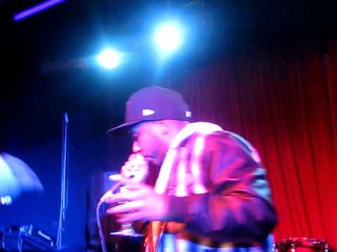 MED aka Medaphoar- Can't Hold On (Live @ 16 Tons, 09.12.10, Moscow)