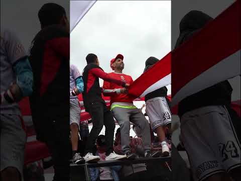 "Te alentare donde sea .....#shortvideo #hinchada #futbol #viral" Barra: La Banda de Barracas &bull; Club: Barracas Central