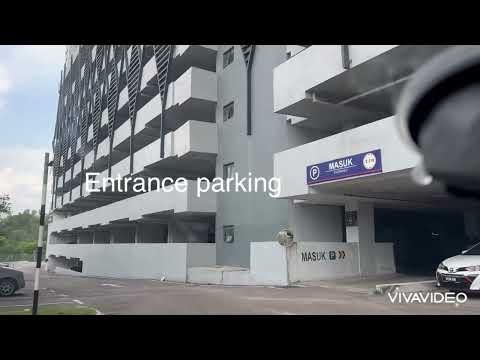B2 183 parking
