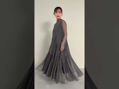 チャコールのラメチュールメロウAラインドレス 動画