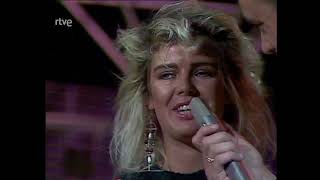 Kim Wilde  - Schoolgirl &amp; You Keep Me Hangin&#39; On  (RTVE 1986)