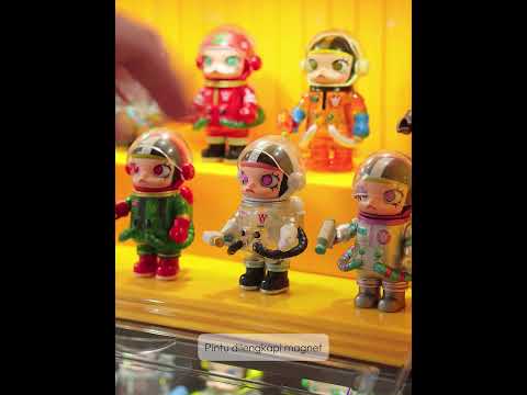 Gambar Stora Kotak Pajang Action Figure Dengan Lampu 35x17x19 cm - Putih