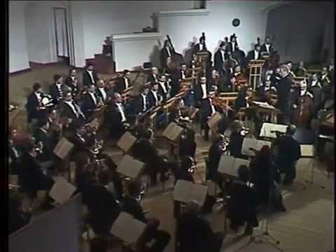Eliso Virsaladze plays Beethoven Piano Concerto no. 3 - video 1978