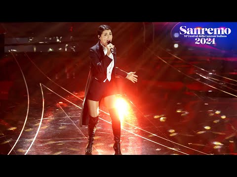Videoclip de E poi (Live) — Giorgia