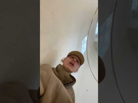 BRÍET - Bang Bang (Lighthouse Cover)