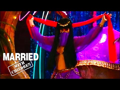 Peg Performs In The Jiggly Room! | Married With Children