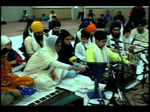 045 Toronto Dec. 2013 Smaagam - Raensabaayee Keertan - Bh. Sidak Singh Jee