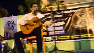 Show de porros en guitarra por Oscar Fuentes