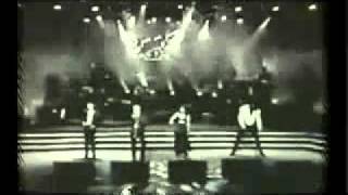 Juan Luis Guerra &amp; 4.40 - Medley