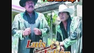 LUIS Y JULIAN  Era Cabron El Viejo.wmv