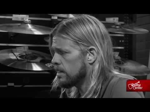 Taylor Hawkins: At Guitar Center - Coattail Riders