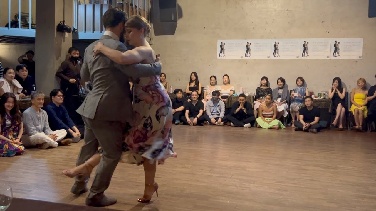 Maja Petrović  & Marko Miljević  - "Oro de ley" - D'Arienzo & Echagüe - 4/4 (milonga)