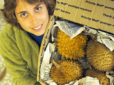 Tasting Fresh Durian From Hawaii Mailed to San Francisco