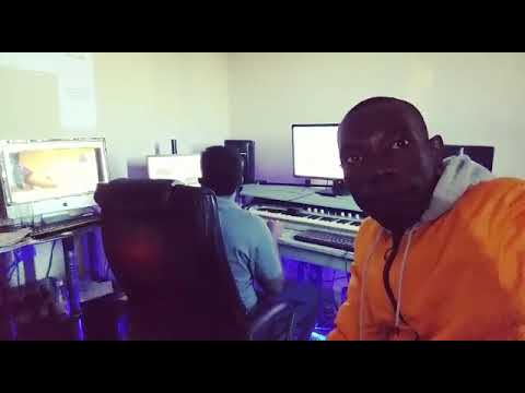 Boza na Fwanyah in Dj chronic studio