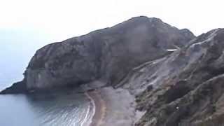 preview picture of video 'Lulworth Cove , on the Jurassic Coast, Dorset, England. ( 5 )'