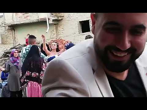 Müzisyen Özlem Ökten - Oyun havası Ömrüm ve halaylar,Konya Akşehir-Orhancan & Nazlıgül Ergün cifti