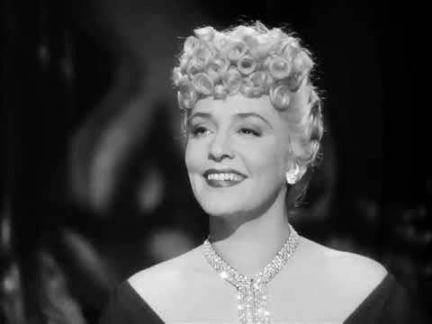 𝔇𝔦𝔢 𝔤𝔯𝔬ß𝔢 𝔏𝔦𝔢𝔟𝔢 (1942)