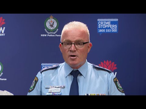 Video | Police say Australia Bondi shooting a 'terrorist incident' | AFP