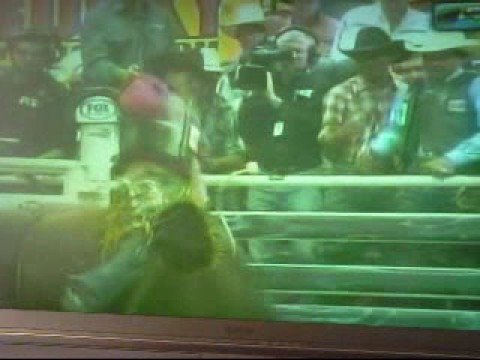 Adriano Moraes Vs. Eddie Munster