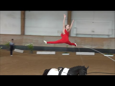 Bayerische Vizemeisterin 2022 - Einzelvoltigieren Junior - Sarah Liersch