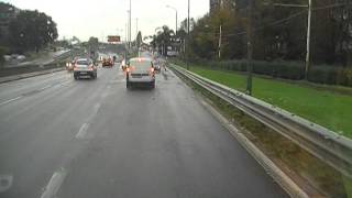 preview picture of video 'Due scooter in contromano sulla superstrada Milano-Meda'
