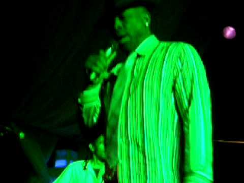 KUANSHOT presenta:EEK A MOUSE @ Catanzaro-People disco club