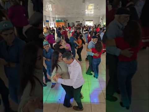 nos idosos de Candoi no Paraná.Brasil #shotrs #baile