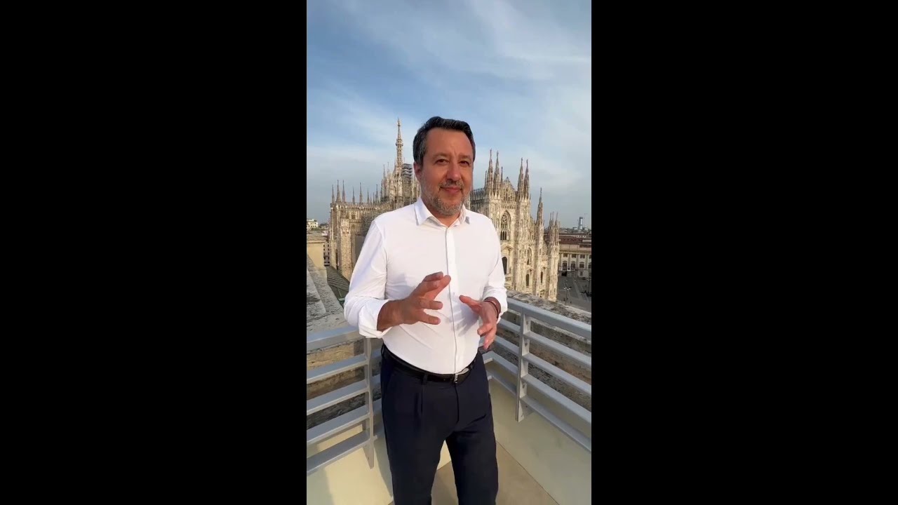 SALVINI IN PIAZZA DUOMO: "BRUXELLES DORME, NOI VOGLIAMO I SOLDI DEGLI ITALIANI PER LE BOLLETTE"