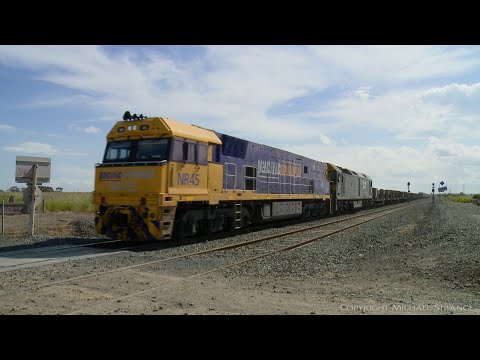 3XM4 Steel Wagons & Shipping Containers - PoathTV Australian Trains & Railway Rolling Stock