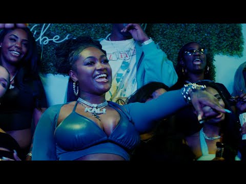 Kaliii - Dat Girl [Official Music Video]