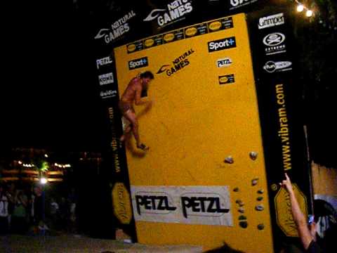 concours de jeté au vibram natural games 2009 (petzl roc trip millau) dernier concurrent  !!