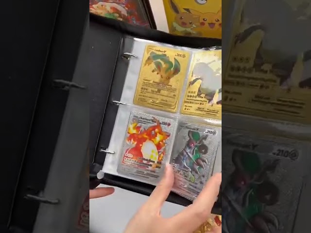 Vídeo relacionado con VYYTYYA Archivador Cartas, 24 Hojas 432 Bolsillos, Álbum Cartas con Carga Lateral, Card Binder Doble Cara para Pokémon, Yu-Gi-Oh, MTG, Cartas de Juego (negro)