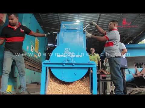 Coconut husk cutter 