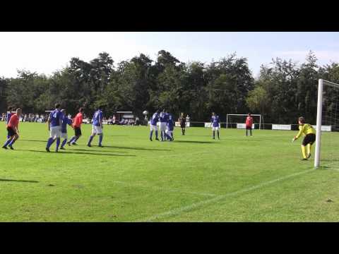 DFS - Serooskerke Pieter de Munnik scoort de 1-3