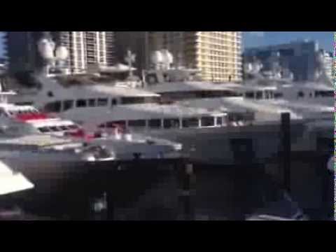 Closing Horn Blow at 2014 Miami Boat Show