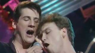 Spandau Ballet - Chant No.1 [totp2]