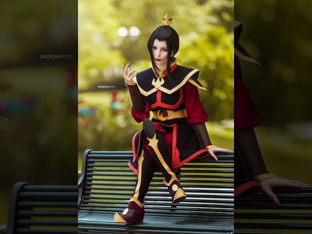 Vídeo relacionado con Yunlaishaocer Disfraz de anime para cosplay, chaqueta azul, juego de guantes, disfraz clásico de anime, disfraz de cosplay para hombre y mujer, para Halloween y carnaval, actuaciones escénicas, ropa