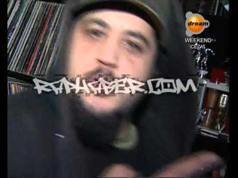 Ceza feat  Fuat - İllegal ( canlı performans )