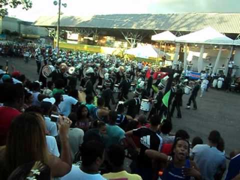 Fanfarra Tradicional em Camaçari 2012 - Entrada