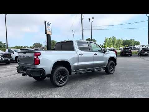 2026 Chevrolet Silverado 1500 Crew Cab Short Box 4-Wheel Drive LT Trail Boss in Gray for sale at Lally Chevrolet Ltd. in Tilbury, ON